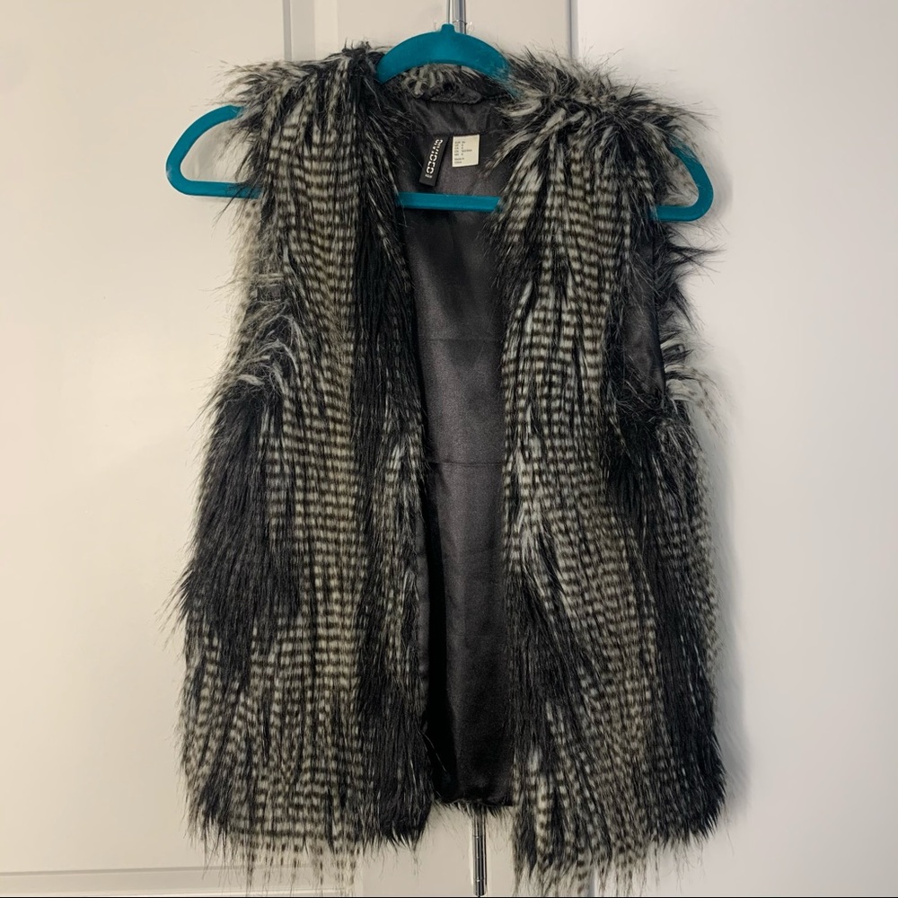 H&M Brown & Black Faux Fur Vest | Size 6